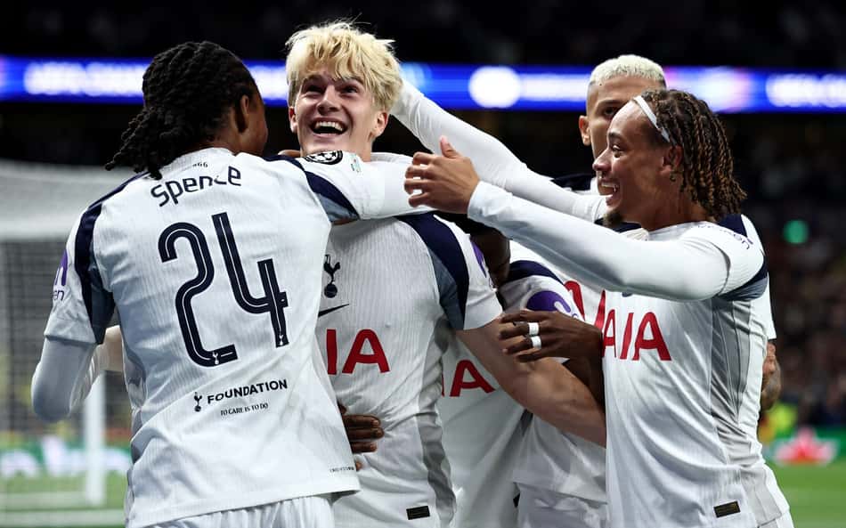 Jogador do Tottenham é ameaçado com arma de fogo em Londres