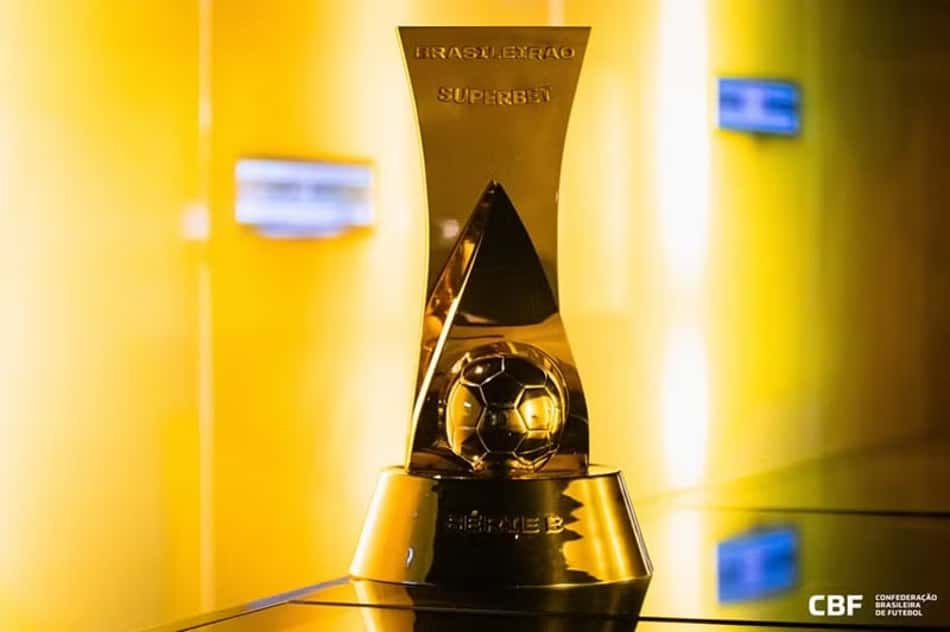 Troféu da Série B do Brasileirão (Foto: Junior Souza/CBF)