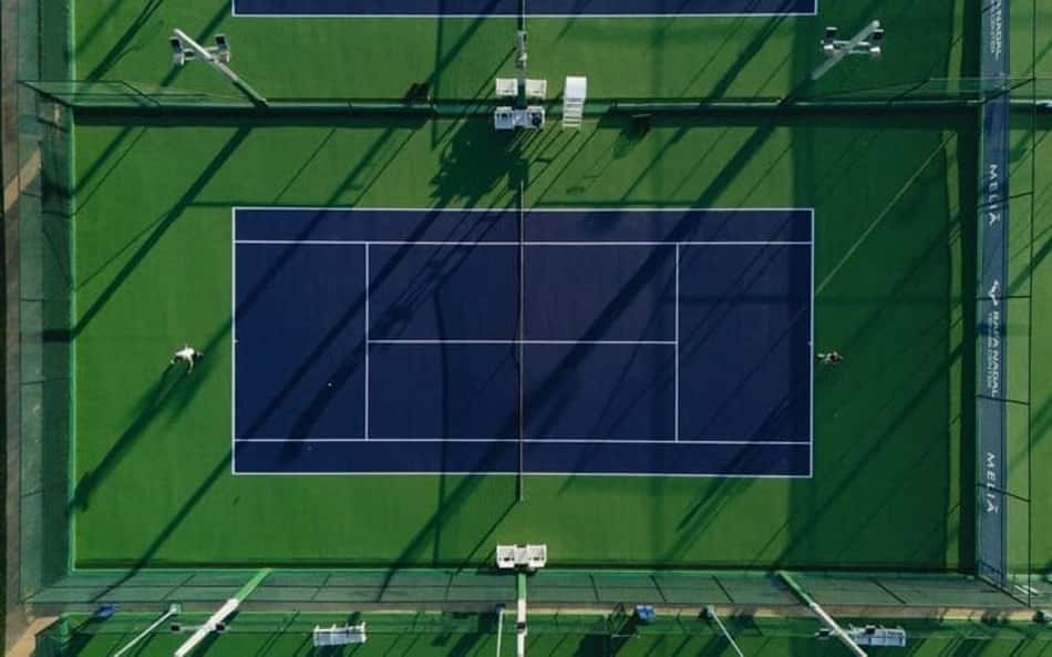 Uma das quadras do Rafa Nadal Tennis Center, em Punta Cana (Divulgação)