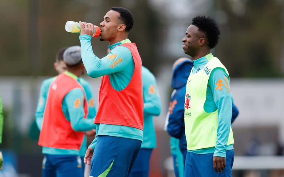Magalhães tem lesão constatada e será desfalque no Arsenal