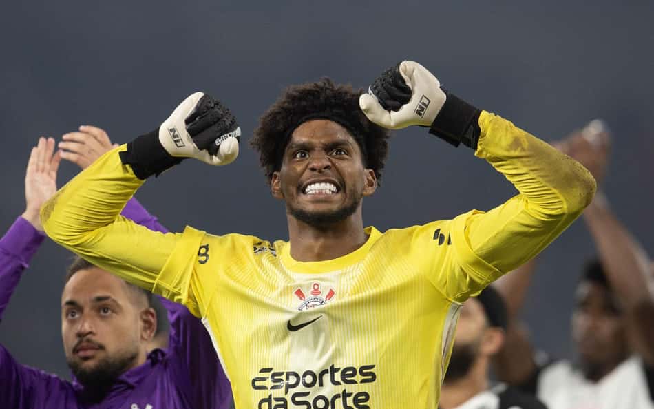 Hugo Souza ironiza Vegetti após título do Corinthians contra o Vasco