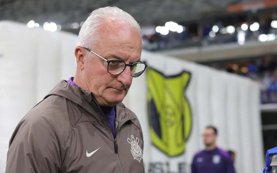 Dorival Jr, técnico do Corinthians (Foto: Gilson Lobo/ Agif/Gazeta Press)