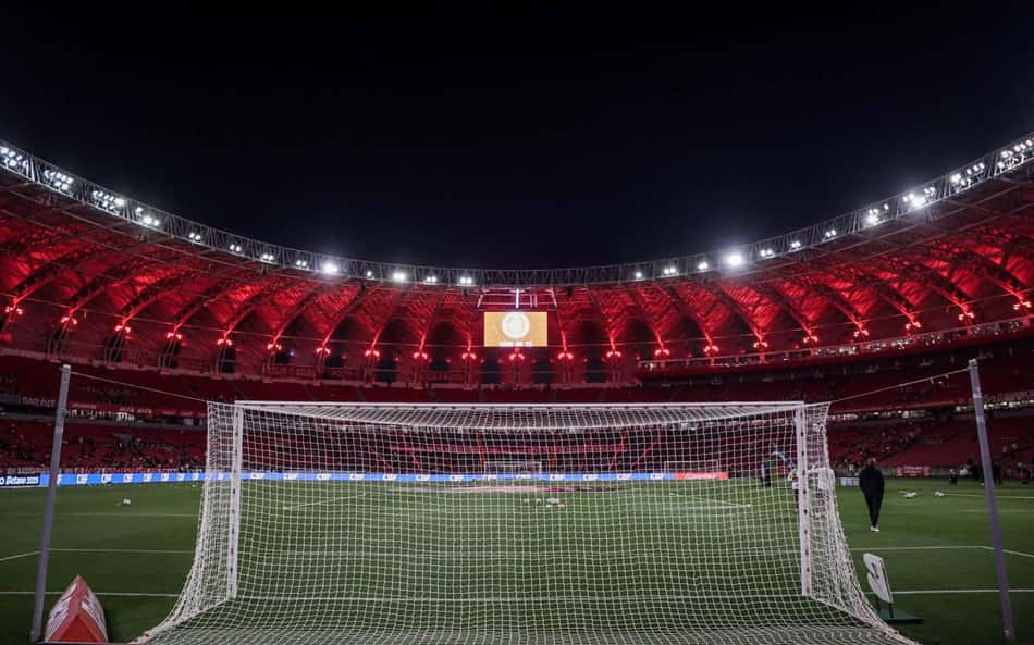 Internacional monitora pelo menos seis jogadores