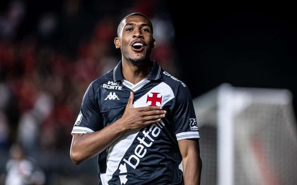 Rayan comemora gol em Vasco x Internacional (Foto: Affonso Andrade/AgÃªncia F8/Gazeta Press)