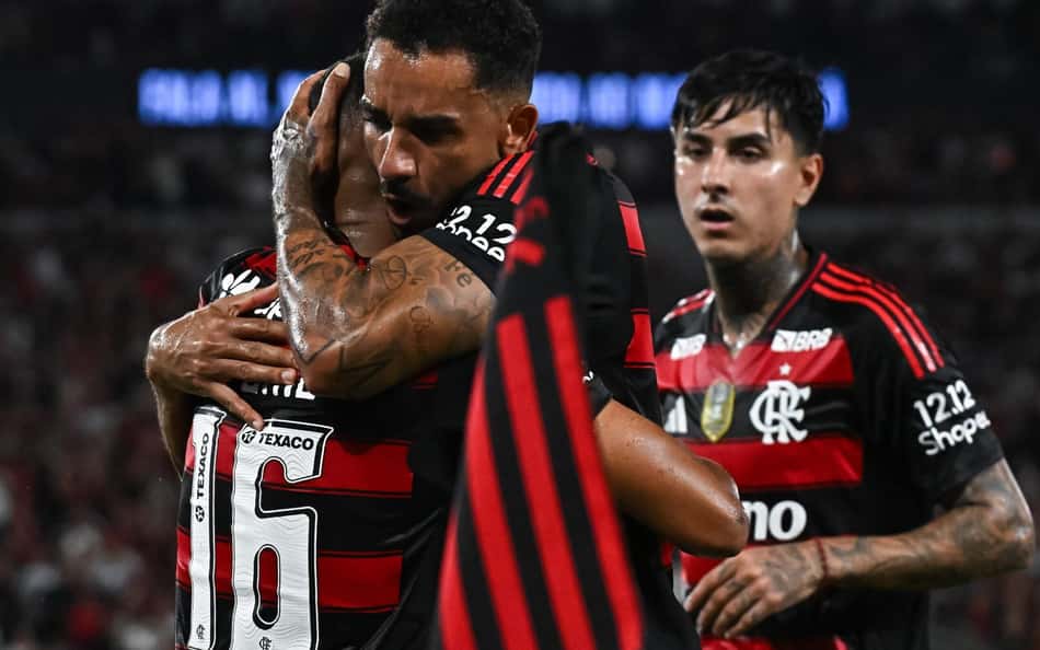 2025 é do Flamengo: Rubro-Negro vence o Ceará e conquista o Brasileirão