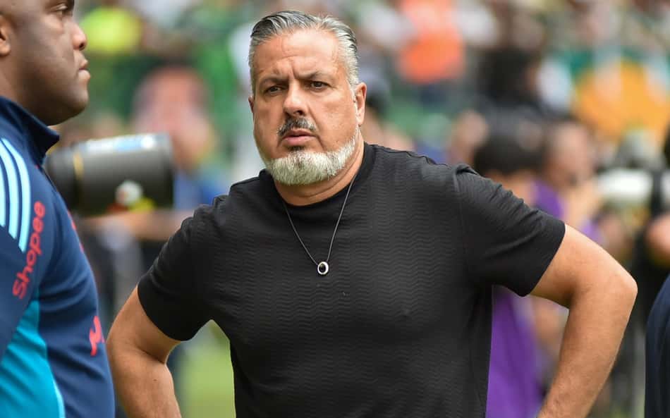 Barcelona faz proposta por atacante 'sonho' de José Boto, diretor do Flamengo; entenda