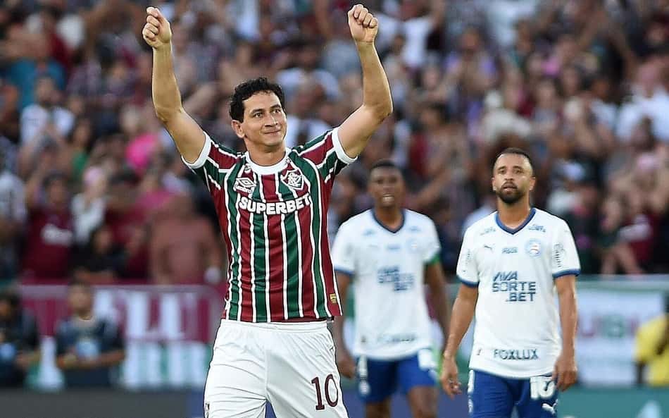Ganso Jogador do Fluminense, comemora seu gol, durante partida contra o Bahia, valida pela trigesima oitava rodada do Campeonato Brasileiro 2025, realizada no estadio do Maracana, na zona norte do Rio de Janeiro, neste domingo (07). (Foto: Alexandre Durão/Zimel Press/Gazeta Press) Zimel Press/Zimel Press