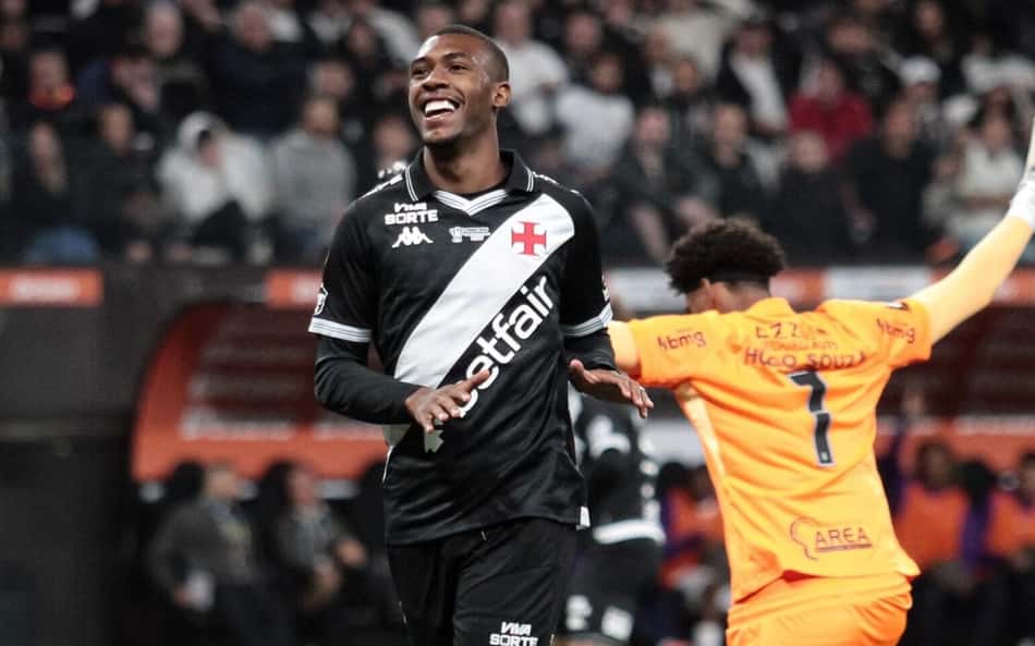 Rayan em ação em Corinthians x Vasco (Foto: Peter Leone/O Fotografico/Gazeta Press)