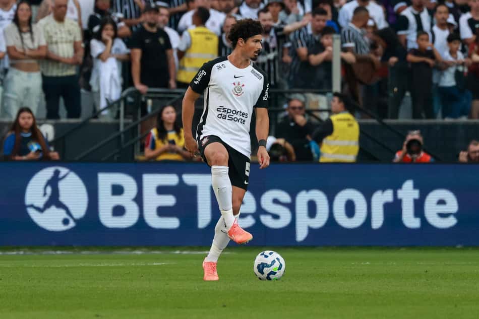 André Ramalho falou sobre o empate do Corinthians na Copa do Brasil (Foto: Léo Barrilari/GazetaPress)