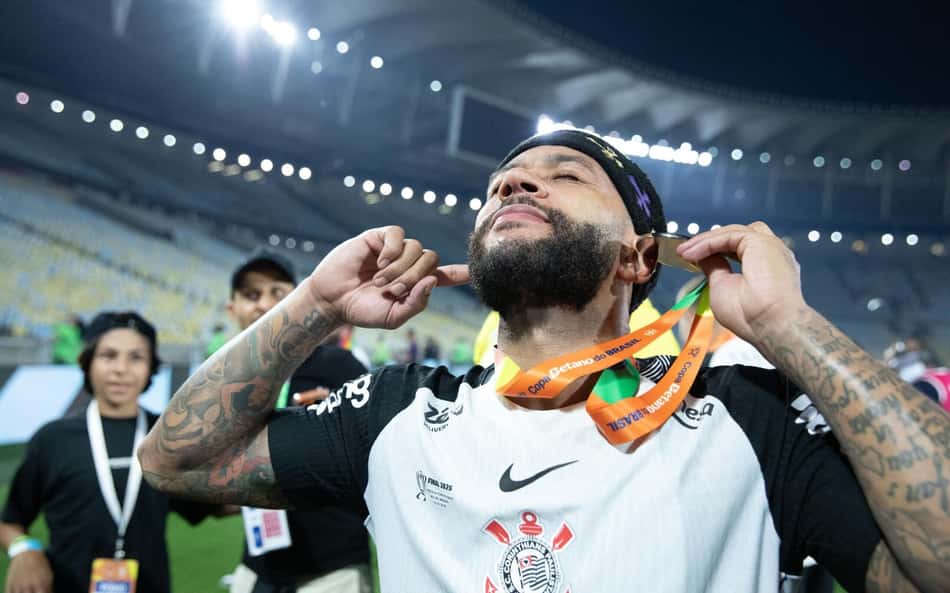 Análise: Memphis cresce em decisão e coloca o dedo na ferida do Corinthians