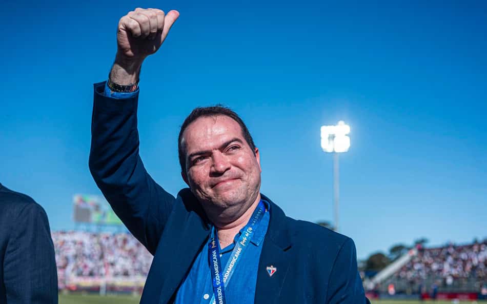 Corinthians tenta Marcelo Paz, do Fortaleza, para cargo de executivo de futebol