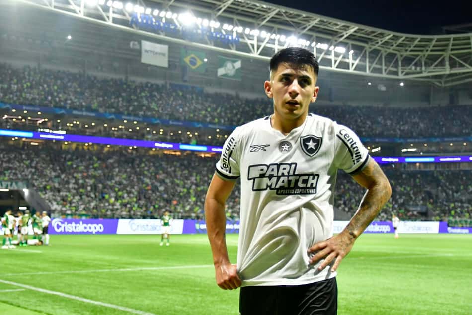 O Botafogo contratou Almada em julho de 2024. (Foto: Eduardo Carmim/Photo Premium/Gazeta Press)
