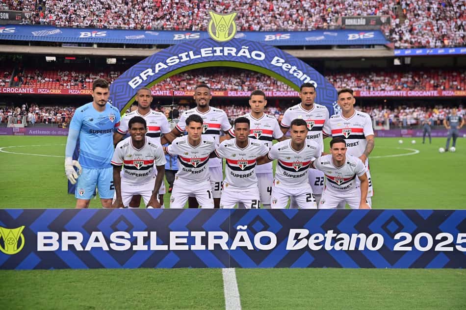 Elenco do São Paulo em partida do Brasileirão 2025
