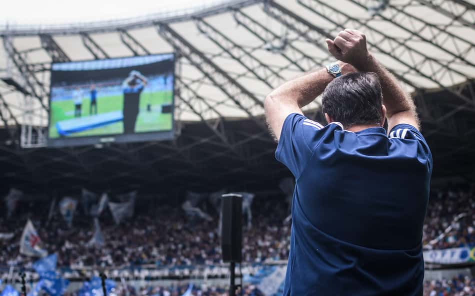 Fred, Thiago Neves, Dudu e mais! Relembre 'presentes de Natal' do Cruzeiro