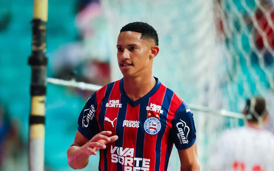 Tiago comemora gol contra o Náutico (Foto: Letícia Martins / EC Bahia)