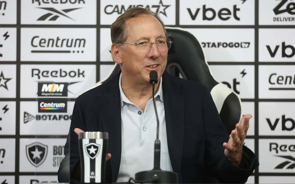 Botafogo renova com pilar da SAF de olho em novo ciclo do projeto