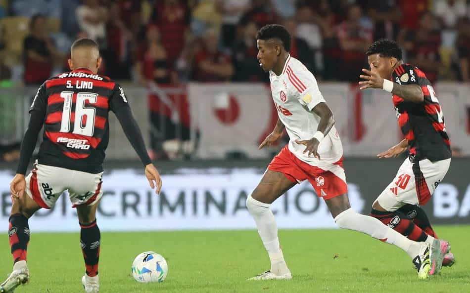 Flamengo segue interessado por Vitão, do Internacional? Entenda como está a negociação