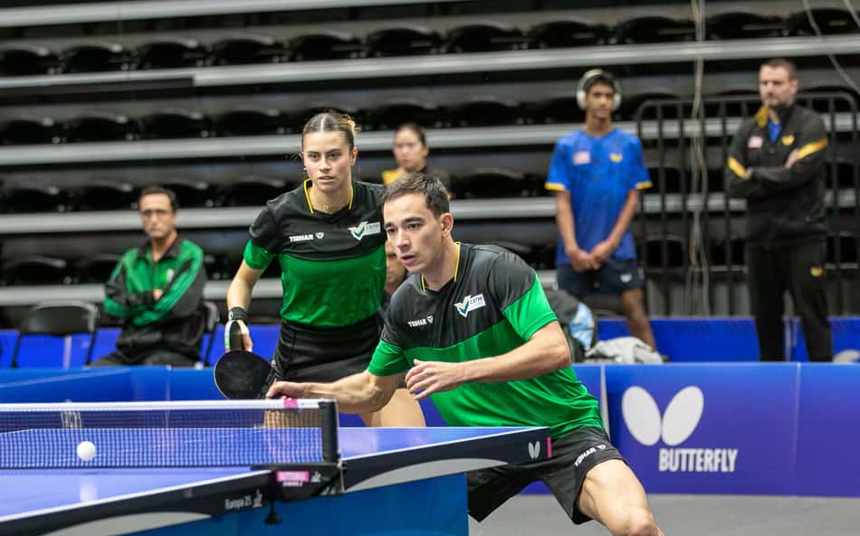 Bruna Takahashi e Hugo Calderano no Pan-Americano 2025 (Foto: ITTF Americas)