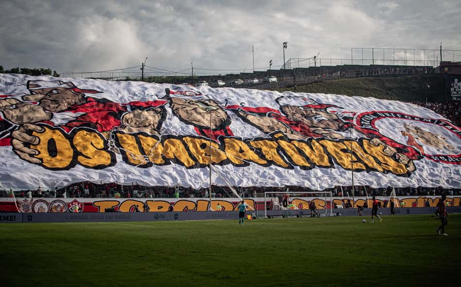 Torcida do Vitória faz a festa antes da partida contra o Mirassol (Foto: Victor Ferreira / EC Vitória)