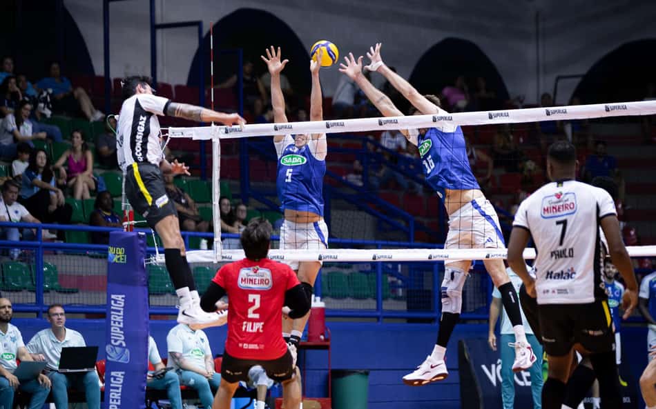 Cruzeiro vence Praia Clube na Superliga Masculina (Foto: Agência i7/ Sada Cruzeiro)