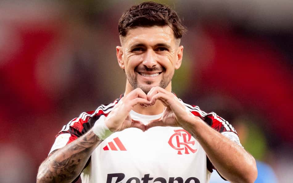 Cruz Azul x Flamengo: Gol de Arrascaeta rende memes aos rivais