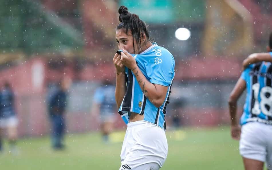 Gisele marcou o gol da vitória das Mosqueteiras diante do São Paulo. (Foto: CAROLINE MOTTA/GRÊMIO FBPA)