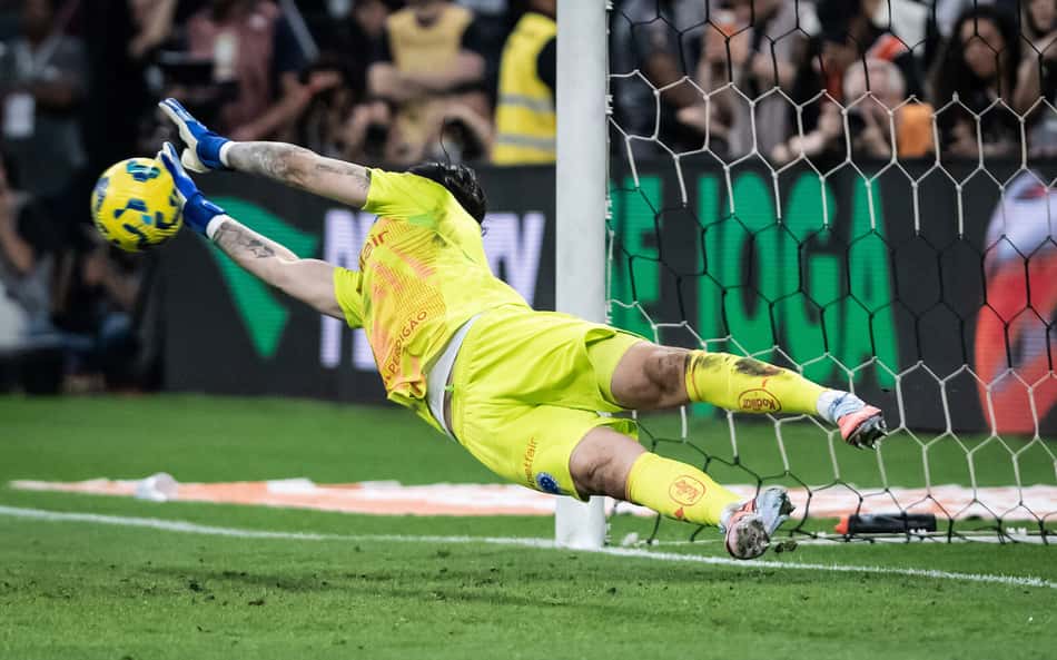 Goleiro do Cruzeiro, Cássio bate marca expressiva em 2025