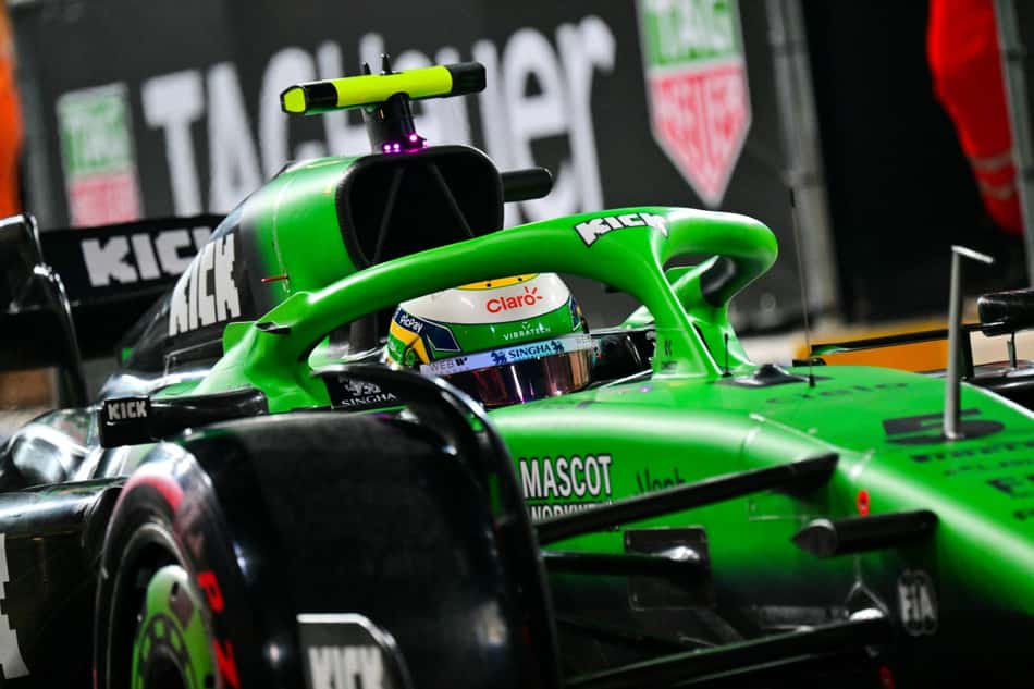 Gabriel Bortoleto no GP de Abu Dhabi de F1 (Foto: Andrej ISAKOVIC / AFP)