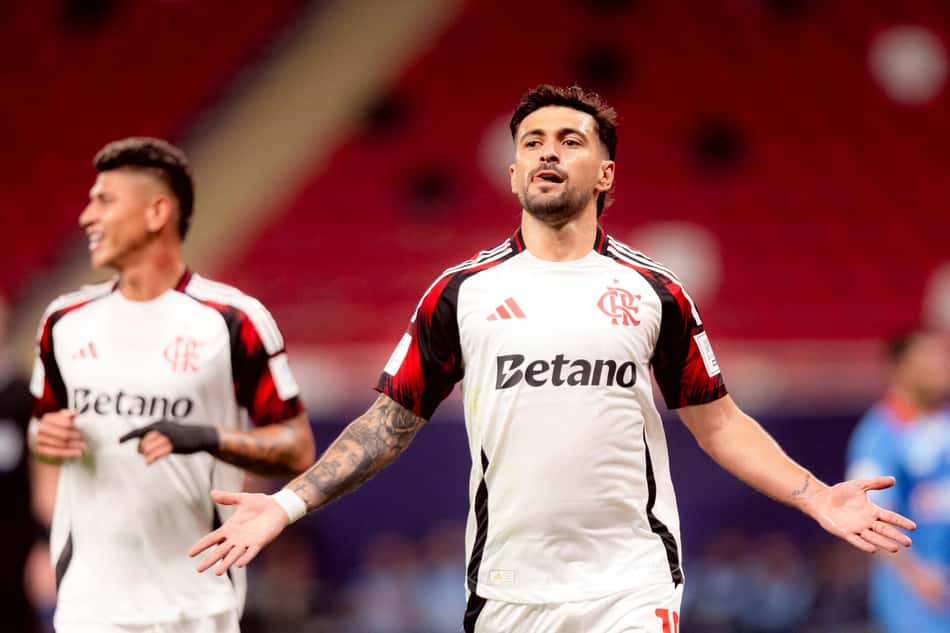 AO VIVO Arrascaeta novamente coloca o Flamengo na frente contra o Cruz Azul no Mundial; siga