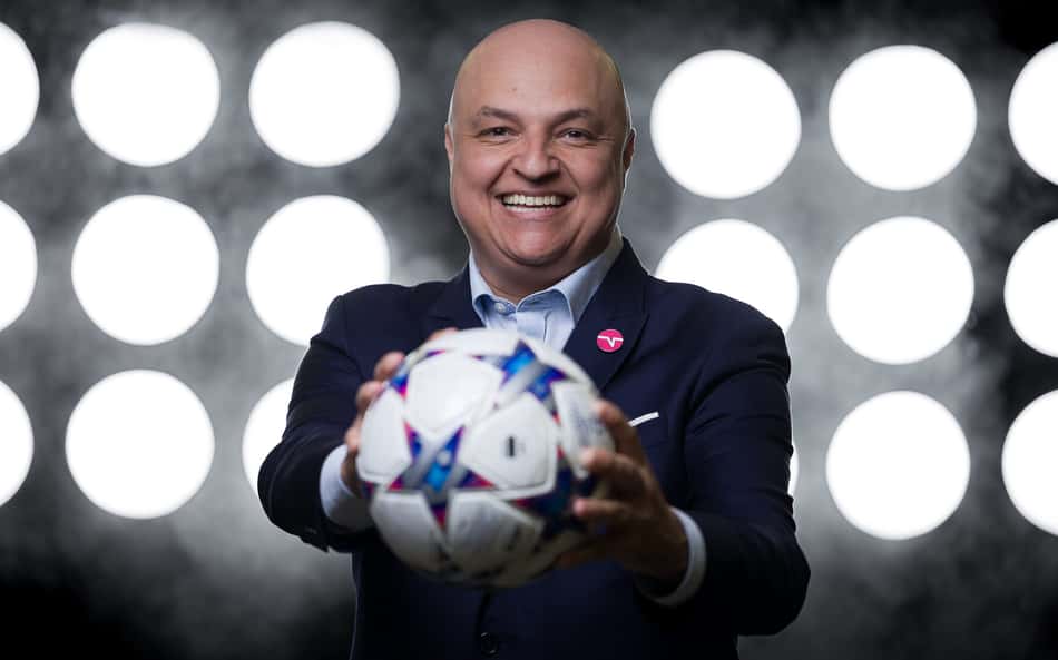 Andre-Henning–11-