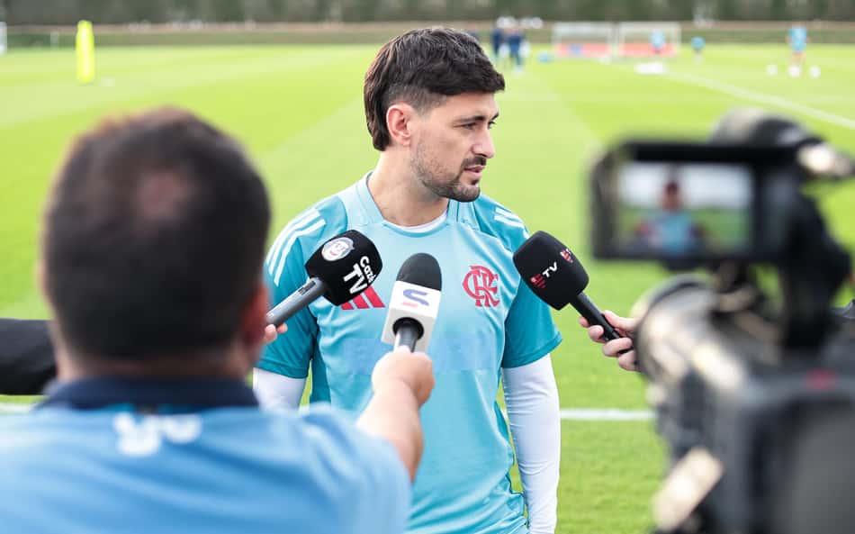 Arrascaeta, do Flamengo, promete intensidade contra o PSG no Mundial: 'Correr mais'