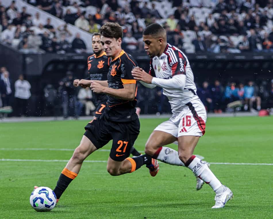 Breno Bidon em Corinthians x Flamengo (Foto: Joca Duarte/Mochila Press/Gazeta Press)