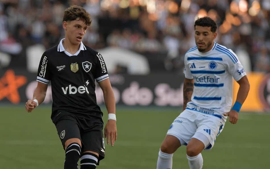 Botafogo x Cruzeiro pelo 1º turno do Brasileirão 2025