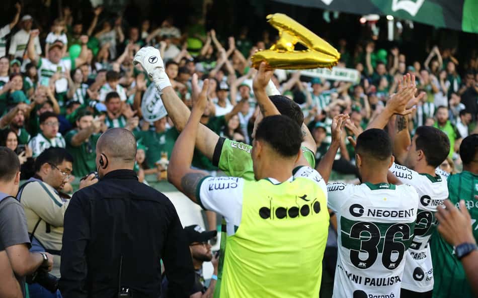 Análise: Coritiba recalcula rota, conquista título e visa se firmar na Série A