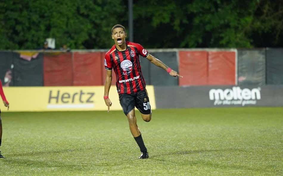 Diogo Jr conquista tudo com o Sporting, do Panamá, e atrai interesse do mundo árabe