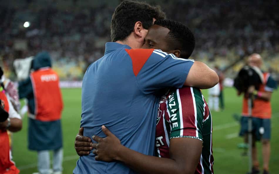 Diniz conta que Arias, ex-Fluminense, foi 'olheiro' para contratação do Vasco