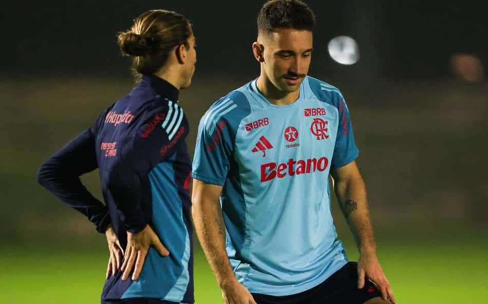 Léo Ortiz admite ansiedade do elenco pela renovação de Filipe Luís no Flamengo