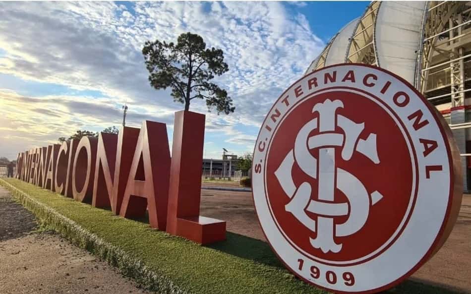 Quem pode ficar, sair, voltar e chegar no Internacional