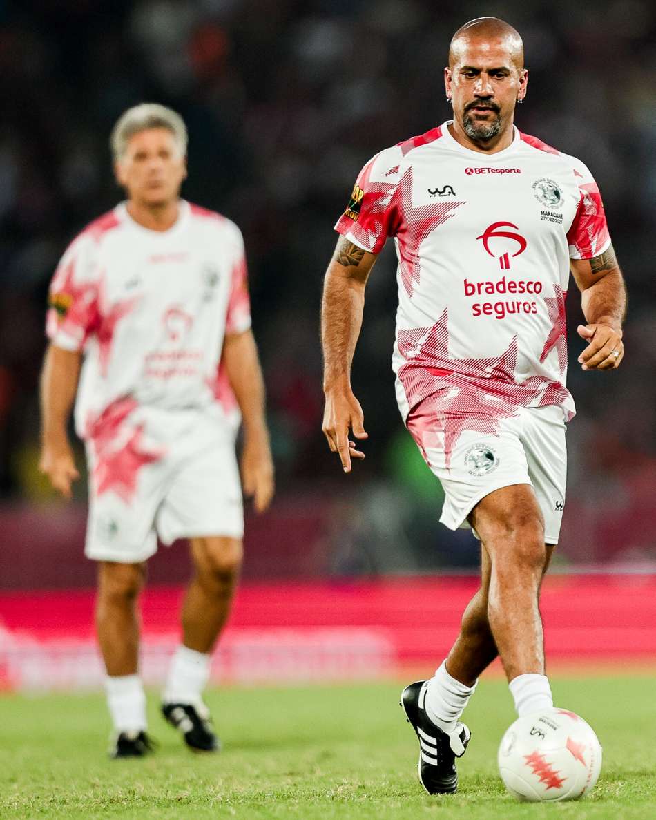 Verón em ação no Jogo das Estrelas (Foto: Gilvan de Souza / JDE)