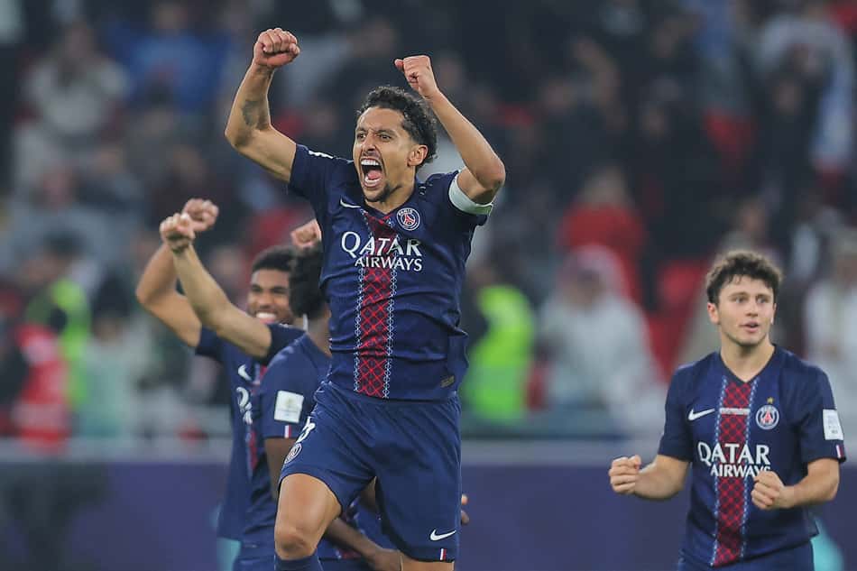 Marquinhis comemora vitória do PSG sobre o Flamengo, nos pênaltis