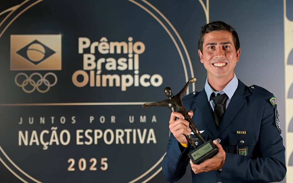 Caio Bonfim é eleito atleta do ano no Prêmio Brasil Olímpico