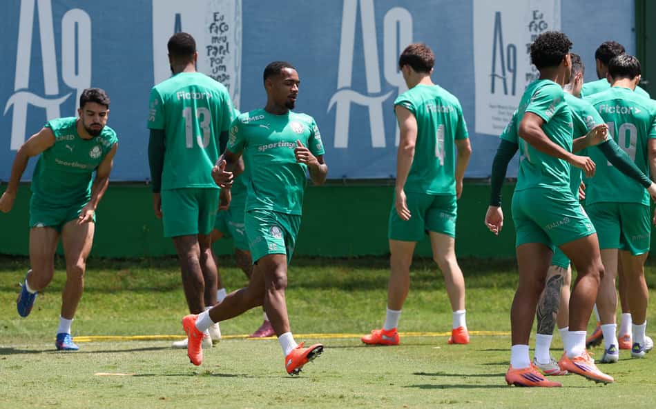 Palmeiras encerra preparação para pegar o Ceará, e Abel poupa titulares; veja quem não viaja
