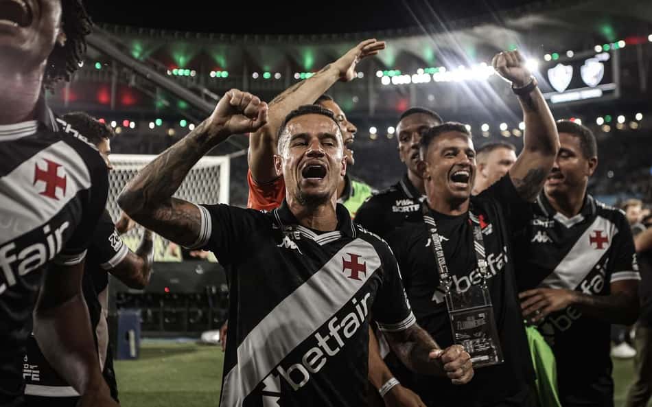 Vasco bate o Fluminense nos pênaltis e volta à final da Copa do Brasil após 14 anos