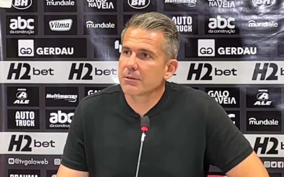 Atlético-MG anuncia saída de Victor Bagy do cargo de diretor de futebol do clube