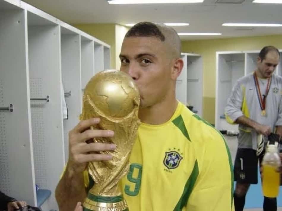 Ronaldo foi campeão do Mundo em 2002, o ano do penta (Foto: Divulgação/CBF)