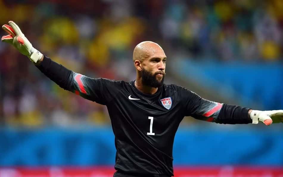 Tim Howard: o gigante americano que parou a Bélgica e eternizou seu nome na Copa