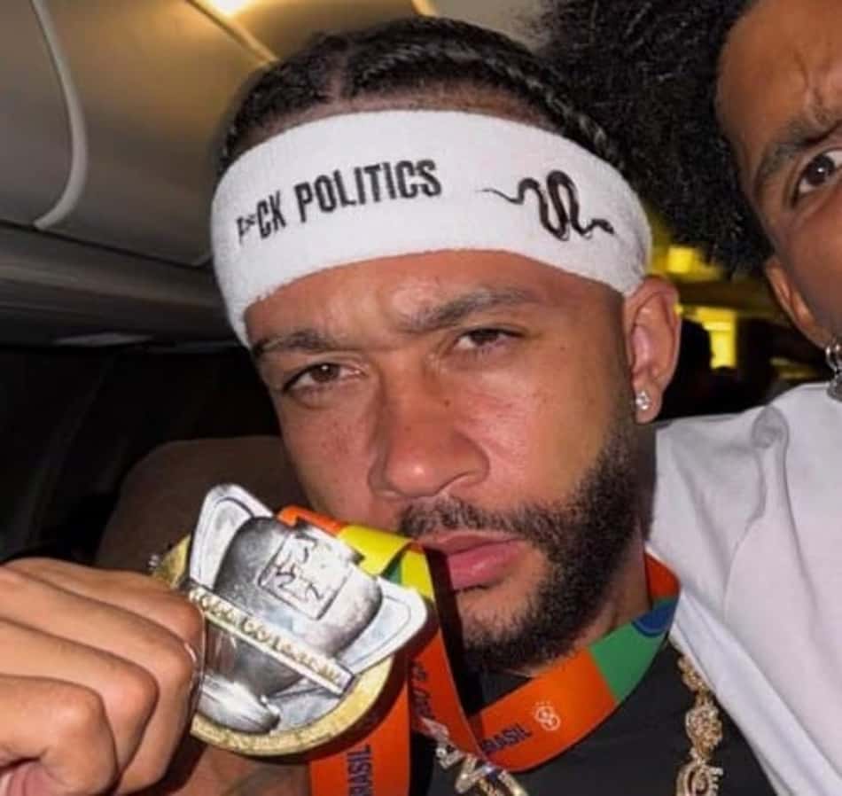 Faixa usada por Memphis (Foto: Reprodução)