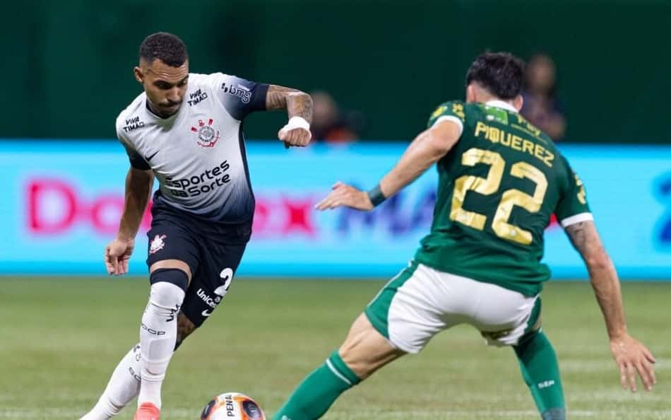 Matheuzinho provoca o Palmeiras após título do Corinthians: 'Faz parte'