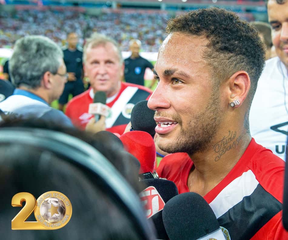 Neymar participa do Jogo das Estrelas de Zico (Foto: Ricardo Murdocco/JDE)