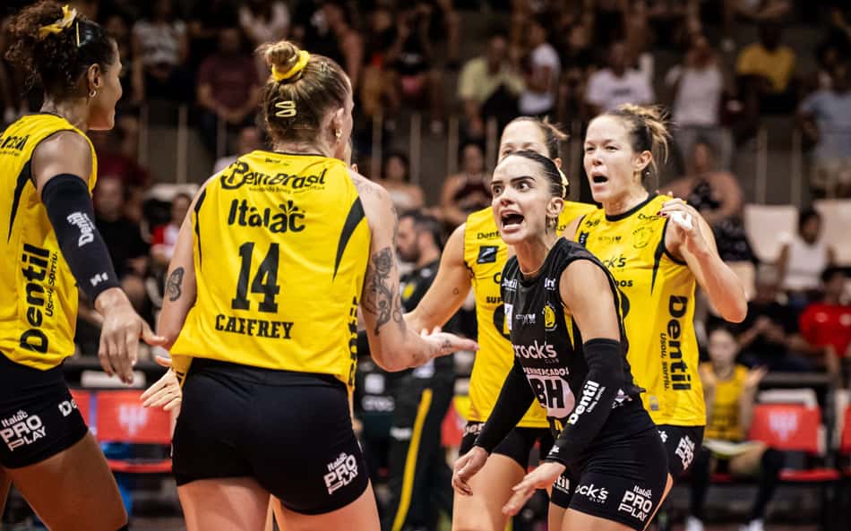 Praia Clube bateu o Tijuca por 3 sets a 0 em jogo válido pela Superliga (Foto: Thiago Mendes)